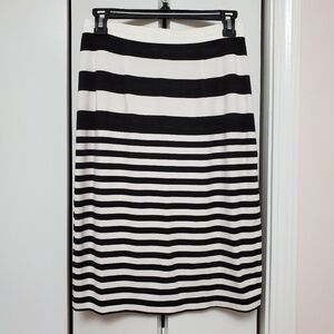 Cremeux black and white striped high waisted knee length straight skirt